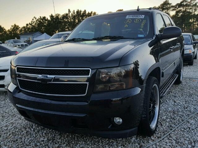 3GNMCFE08BG129355 - 2011 CHEVROLET AVALANCHE BLACK photo 2