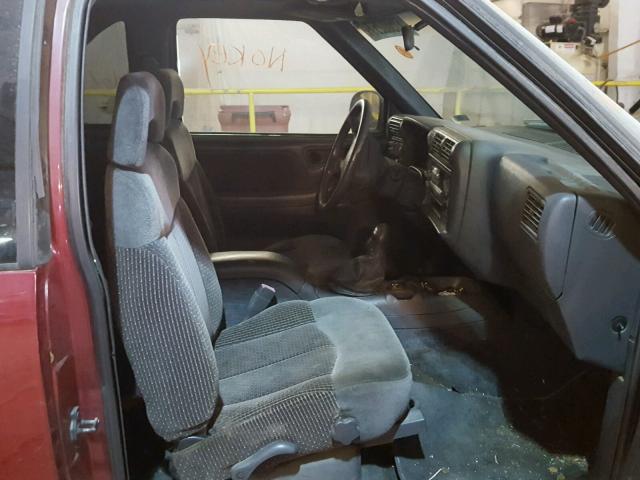 1GKCT18W8VK515928 - 1997 GMC JIMMY Կարմիր լուսանկար 5