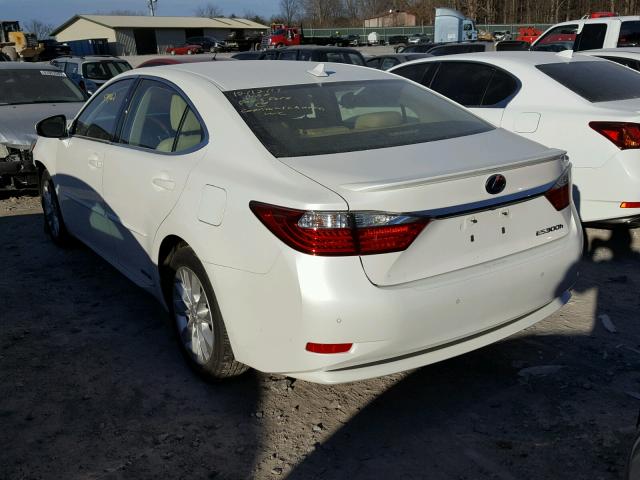 JTHBW1GG6D2024165 - 2013 LEXUS ES 300H WHITE photo 3