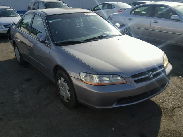 1HGCG1647YA081367 - 2000 HONDA ACCORD LX TAN photo 1