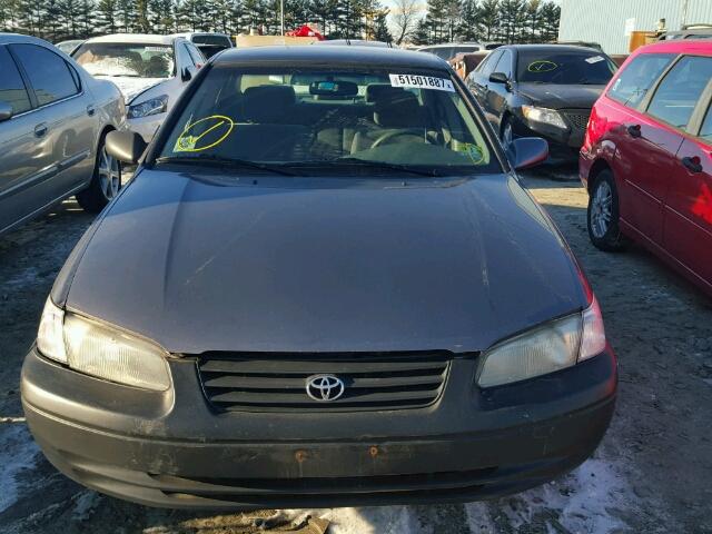 JT2BG22K7X0320708 - 1999 TOYOTA CAMRY LE 紫色 照片 9