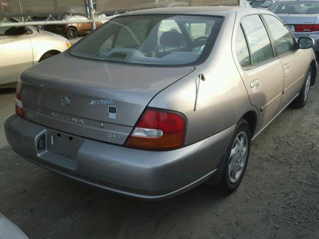 1N4DL01DXXC227530 - 1999 NISSAN ALTIMA XE GOLD photo 4