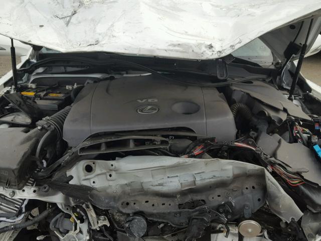 JTHBF5C27C2102601 - 2012 LEXUS IS 250 WHITE photo 7