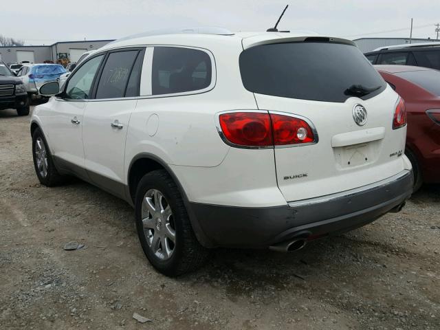 5GAER237X8J231205 - 2008 BUICK ENCLAVE CX WHITE photo 3