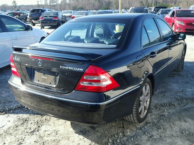 WDBRF40J74A577192 - 2004 MERCEDES-BENZ C 230K SPO BLACK photo 4