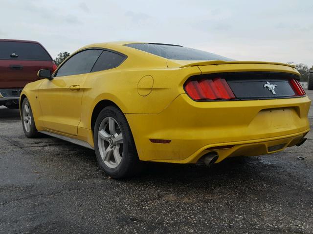 1FA6P8AM6G5218629 - 2016 FORD MUSTANG YELLOW photo 3