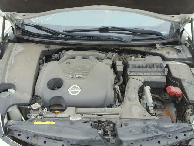 1N4AA5AP5AC866504 - 2010 NISSAN MAXIMA S WHITE photo 7