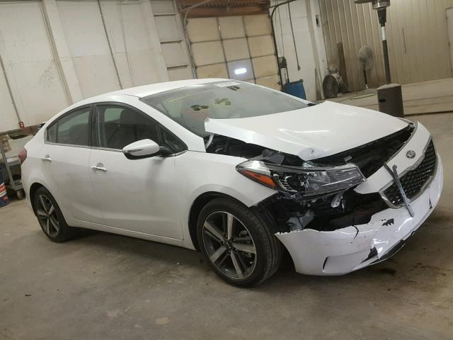 3KPFL4A88HE120581 - 2017 KIA FORTE EX WHITE photo 1