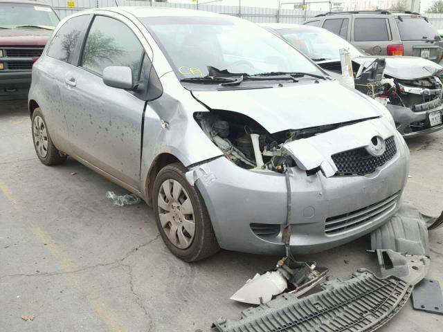 JTDJT923075112379 - 2007 TOYOTA YARIS GRAY photo 1