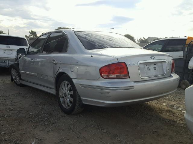 KMHWF35HX3A901458 - 2003 HYUNDAI SONATA GLS SILVER photo 3