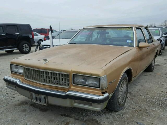 1G1BN51ZXHX118265 - 1987 CHEVROLET CAPRICE CL GOLD photo 2