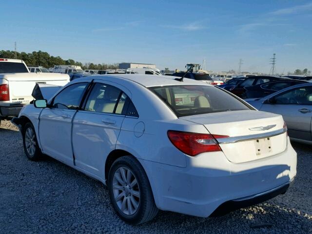 1C3CCBBBXCN302180 - 2012 CHRYSLER 200 TOURIN WHITE photo 3