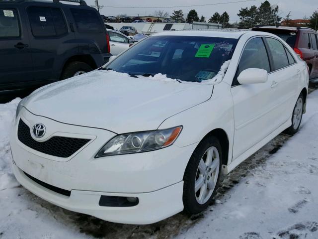 4T1BE46K29U906999 - 2009 TOYOTA CAMRY BASE WHITE photo 2