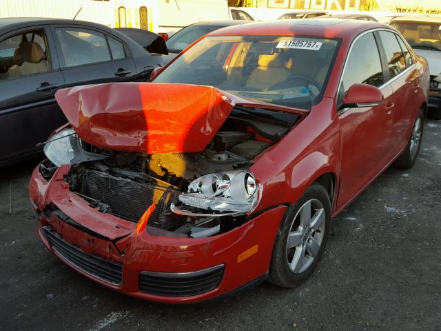 3VWRM71K08M040363 - 2008 VOLKSWAGEN JETTA SE RED photo 2