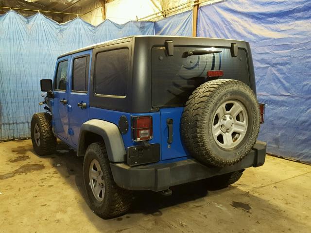 1J4BA3H17BL579293 - 2011 JEEP WRANGLER U BLUE photo 3