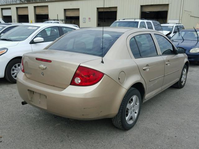 1G1AL55F877226643 - 2007 CHEVROLET COBALT LT GOLD photo 4