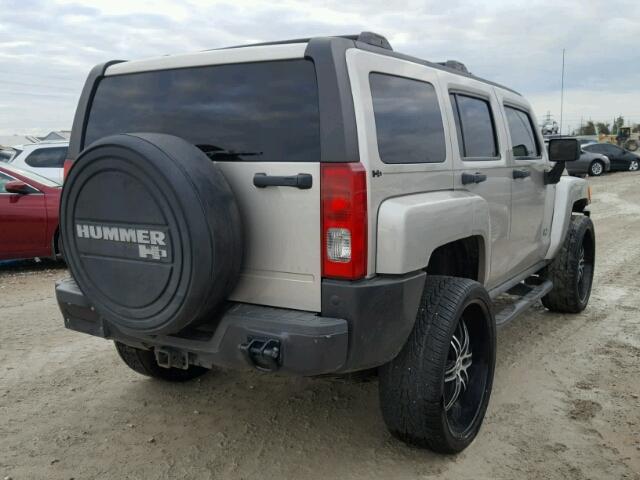 5GTEN13E188148197 - 2008 HUMMER H3 GOLD photo 4