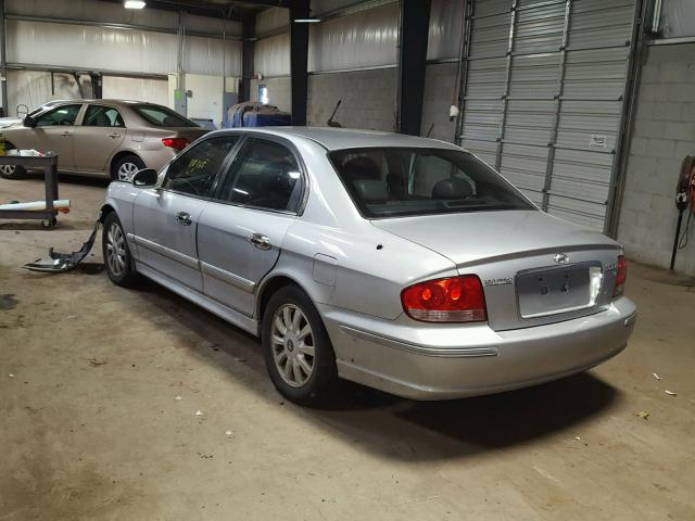 KMHWF35H24A004247 - 2004 HYUNDAI SONATA GLS SILVER photo 3