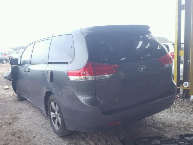 5TDZK3DC0BS081086 - 2011 TOYOTA SIENNA BAS GREEN photo 3