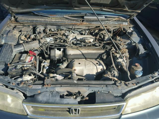 1HGCD7231VA034887 - 1997 HONDA ACCORD LX GREEN photo 7