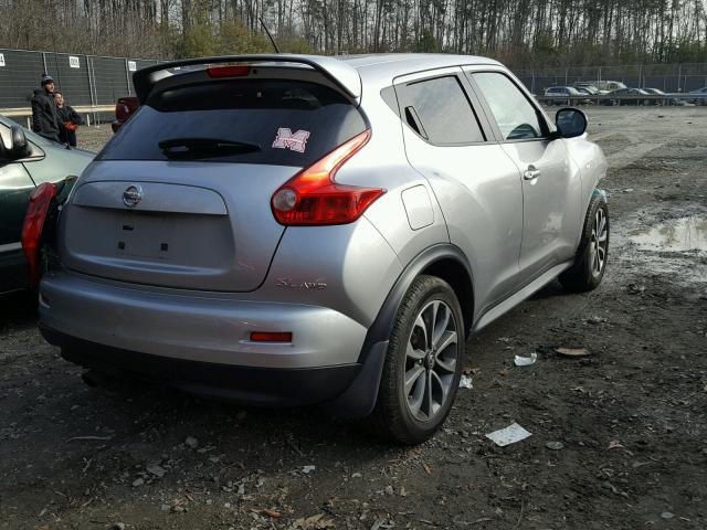 JN8AF5MVXBT015942 - 2011 NISSAN JUKE S SILVER photo 4