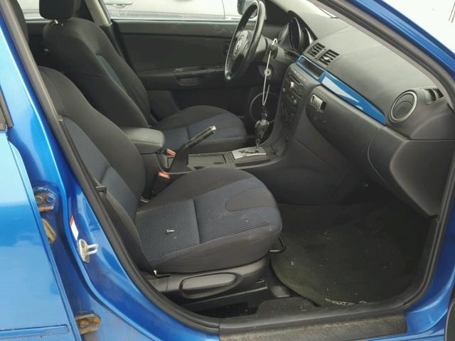 JM1BK344861443534 - 2006 MAZDA 3 HATCHBAC BLUE photo 5