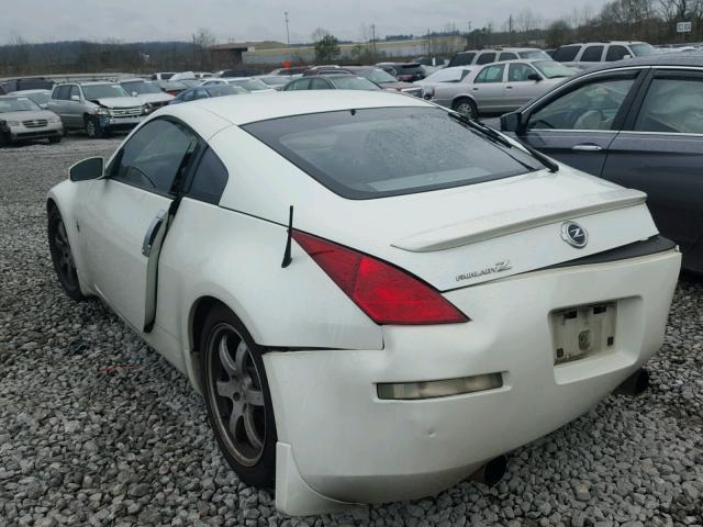 JN1AZ34E74T050757 - 2004 NISSAN 350Z COUPE WHITE photo 3