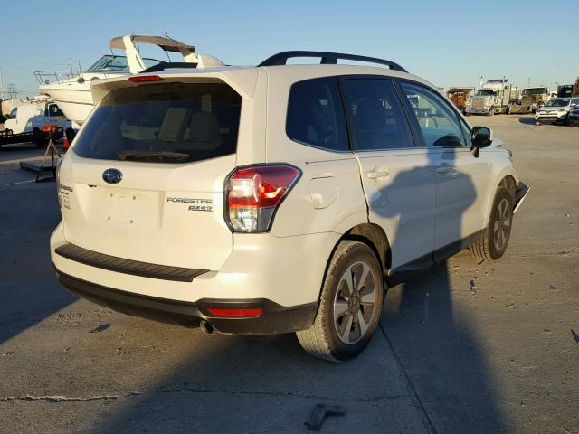 JF2SJAJC3HH499248 - 2017 SUBARU FORESTER 2 WHITE photo 4