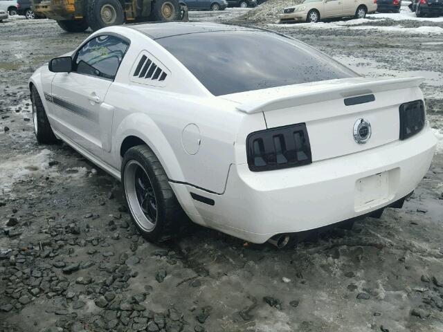 1ZVHT82H075310171 - 2007 FORD MUSTANG GT WHITE photo 3