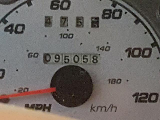 1FMZU77E23UB50044 - 2003 FORD EXPLORER S BLACK photo 8