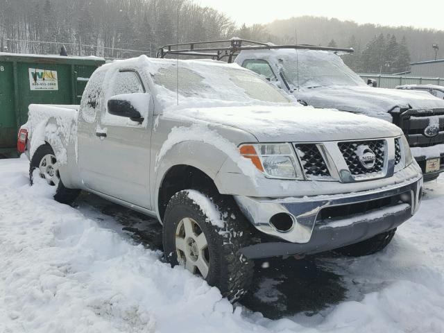 1N6AD06W96C446771 - 2006 NISSAN FRONTIER K SILVER photo 1