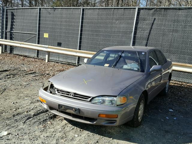 JT2BG12K0T0365879 - 1996 TOYOTA CAMRY DX TAN photo 2