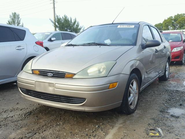 1FAFP34P13W331630 - 2003 FORD FOCUS SE GOLD photo 2