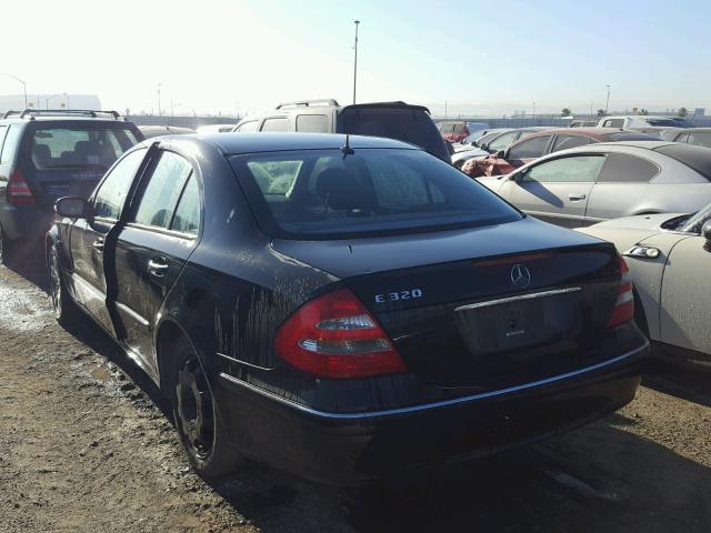 WDBUF65J73A083007 - 2003 MERCEDES-BENZ E 320 BLACK photo 3