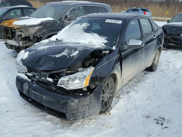 1FAHP35N58W280789 - 2008 FORD FOCUS SE BLACK photo 2