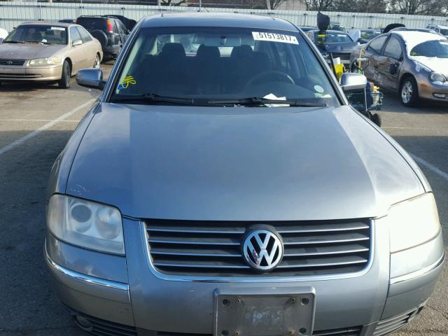 WVWPD63B83P034587 - 2003 VOLKSWAGEN PASSAT GLS GRAY photo 9