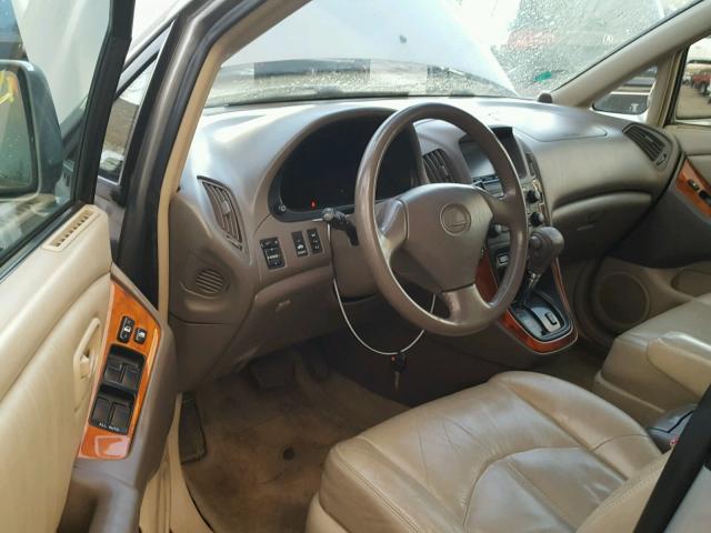 JT6HF10U8Y0116009 - 2000 LEXUS RX 300 GOLD photo 9