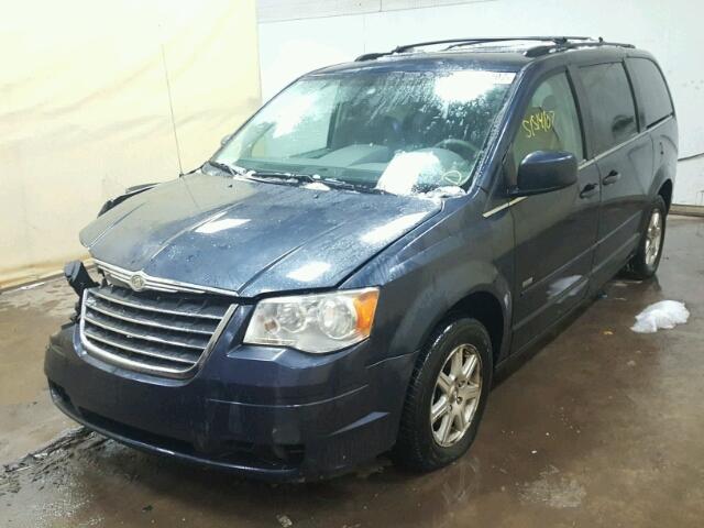 2A8HR54P98R815630 - 2008 CHRYSLER TOWN & COU BLUE photo 2