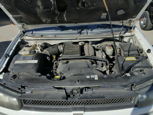 1GNDS13S522128750 - 2002 CHEVROLET TRAILBLAZE WHITE photo 7