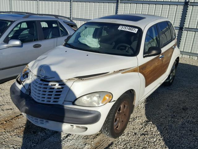 3C8FY68B62T380381 - 2002 CHRYSLER PT CRUISER WHITE photo 2