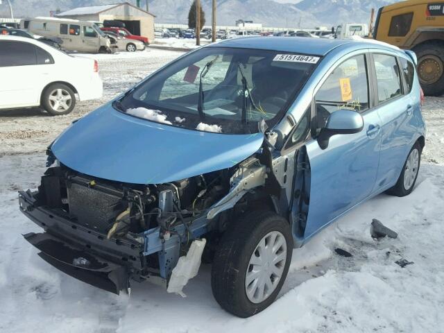 3N1CE2CP6EL395060 - 2014 NISSAN VERSA BLUE photo 2