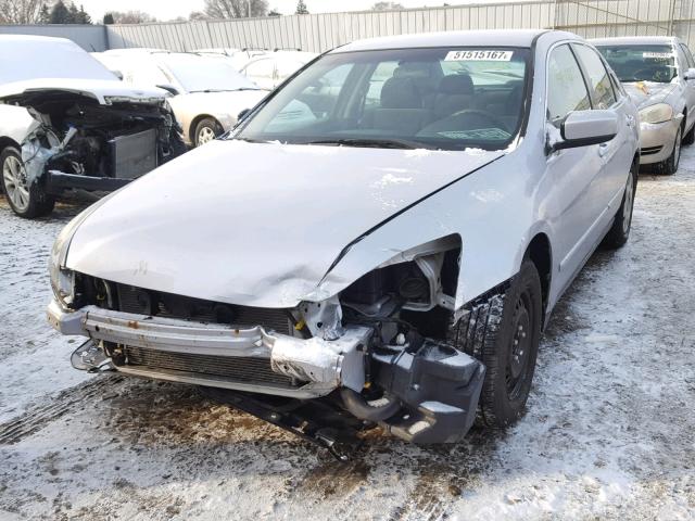 1HGCM56435L000560 - 2005 HONDA ACCORD LX SILVER photo 2