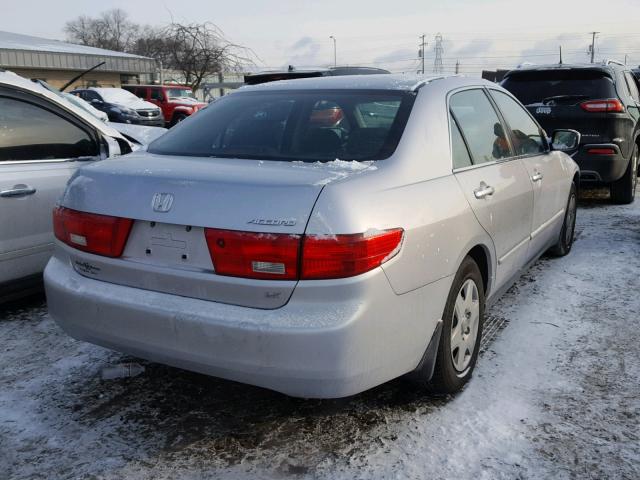 1HGCM56435L000560 - 2005 HONDA ACCORD LX SILVER photo 4