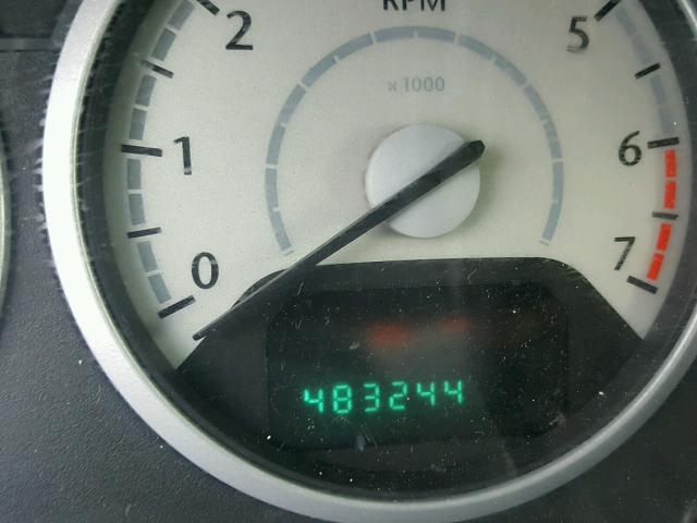 2A8HR44E99R533952 - 2009 CHRYSLER TOWN & COU YELLOW photo 8