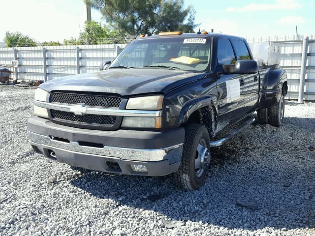 1GCJC33214F253194 - 2004 CHEVROLET SILVERADO BLACK photo 2