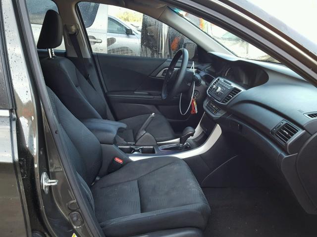 1HGCR2F33EA006412 - 2014 HONDA ACCORD LX GRAY photo 5