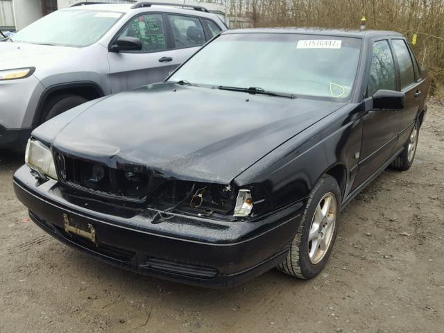 YV1LS55A1X2597416 - 1999 VOLVO S70 BLACK photo 2