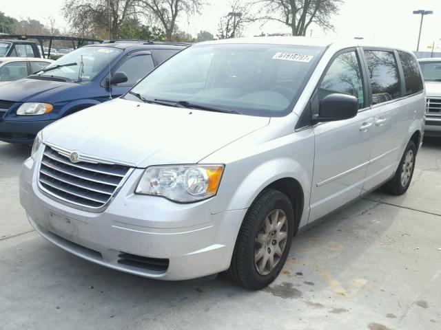 2A8HR44EX9R509773 - 2009 CHRYSLER TOWN & COU Gümüş foto 2