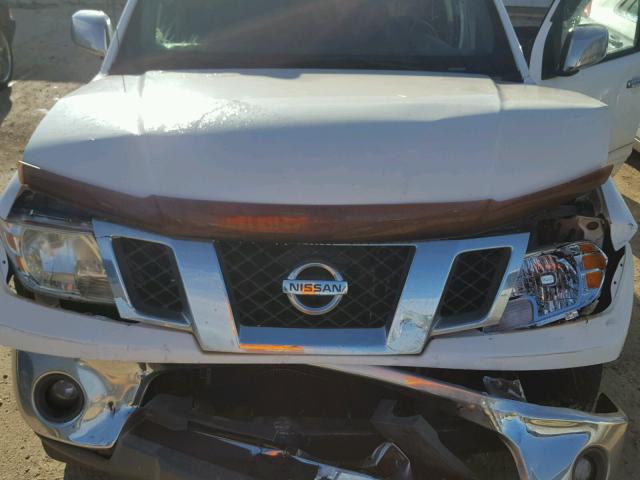 1N6AD07UX9C409116 - 2009 NISSAN FRONTIER C WHITE photo 7