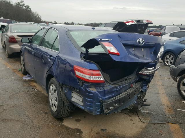 4T1BF3EK5AU546124 - 2010 TOYOTA CAMRY BASE BLUE photo 3